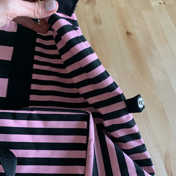 Victoria’s Secret Overnight Bag- New In Wrapping! - Picture 8 of 11